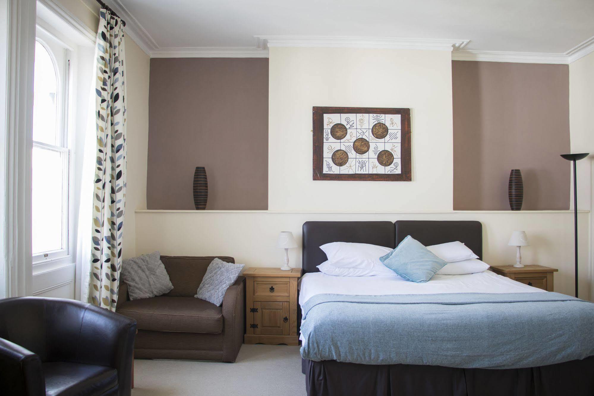 The Sheldon B&B - Free Private Parking Eastbourne Exterior foto